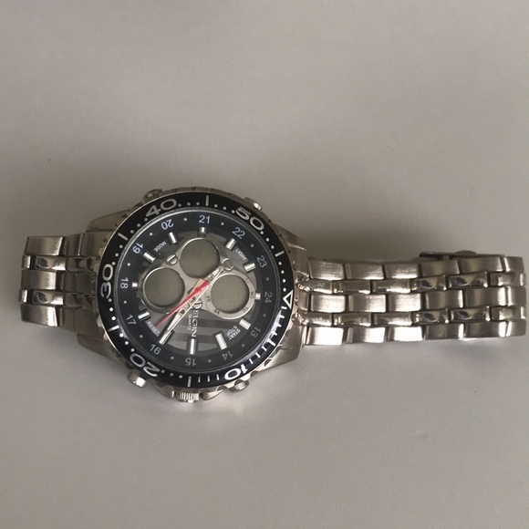 Elgin Quartz Watch Mens Big Face SR626SW Silver Chronograph - Picture 3 of 5